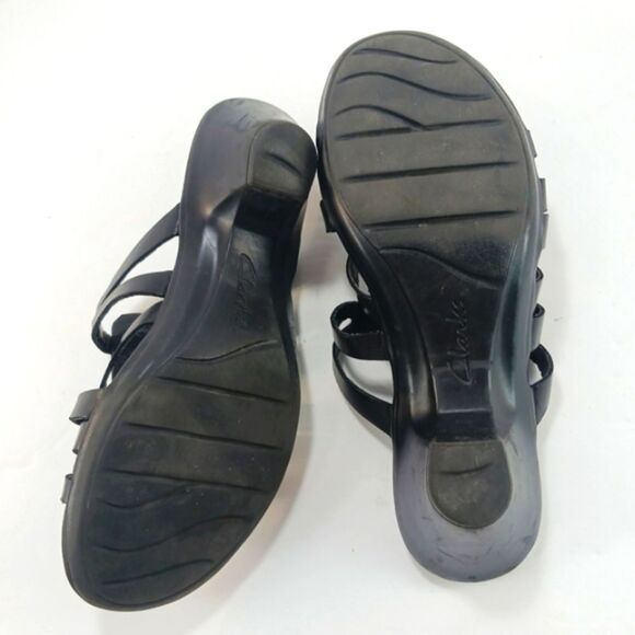 Clarks Bendables Women's Black Leather Strappy Slip- On Sandals Size 7 - Picture 12 of 13